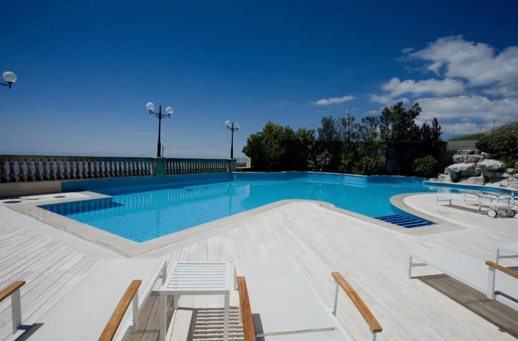 Hotel Palace San Michele zwembad 