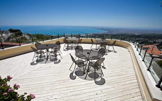 Uitzicht vanuit Hotel Palace San Michele in Puglia