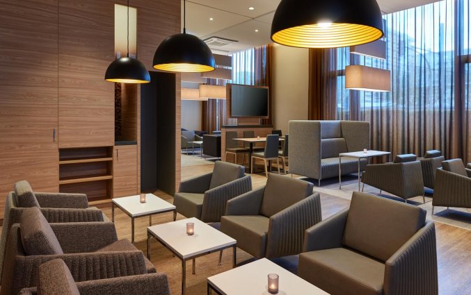 Bar van Hotel Hampton Inn Berlin City Centre Alexanderplatz in Berlijn