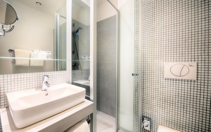 Badkamer van Hotel Select Berlin Gendarmenmarkt in Berlijn