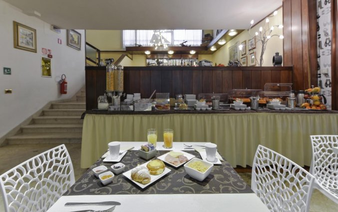 Ontbijtbuffet van Hotel Jane in Florence