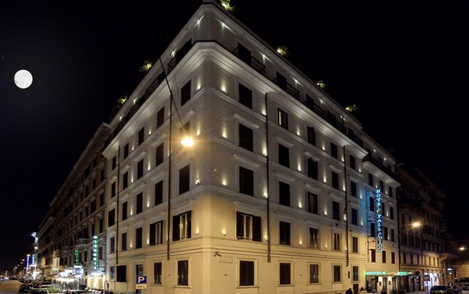 Gebouw van Hotel Palladium Palace Rome
