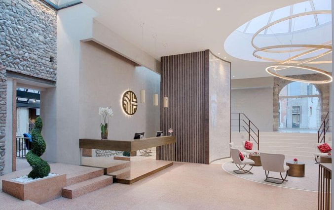 Receptie van hotel NH Collection Palazzo Verona