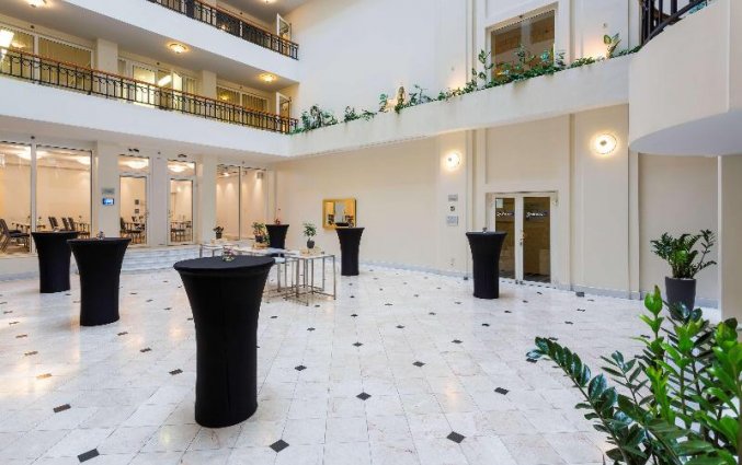 Lobby van Hotel Radisson Blu Daugava Riga