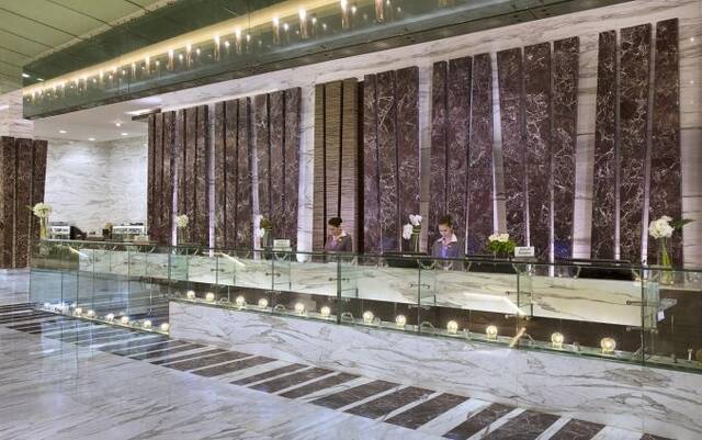 Receptie van Hotel Atana