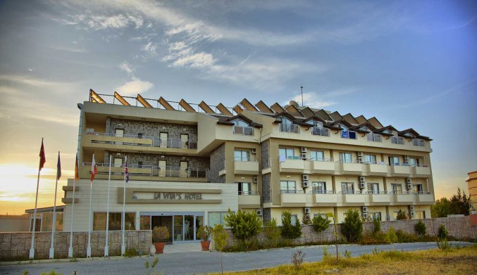 Hotel Lavitas in Side