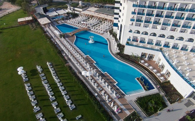 Buitenzwembad van Resort & Spa Water Side