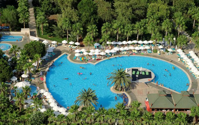Zwembad van Hotel & Resort Botanik in Side