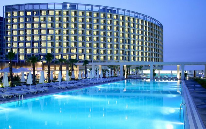 Buitenzwembad van Hotel Amara Centro in Antalya