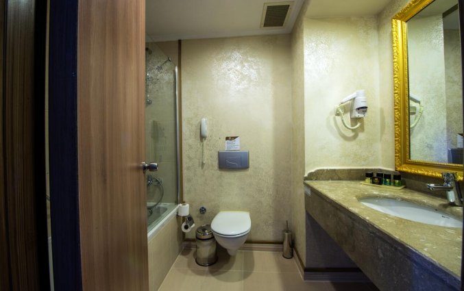 Badkamer van Hotel Utopia World in Alanya