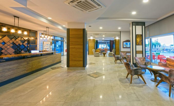 Lobby van Hotel Monart City in Alanya