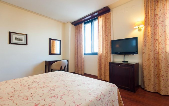 Slaapkamer hotel Derby in Sevilla