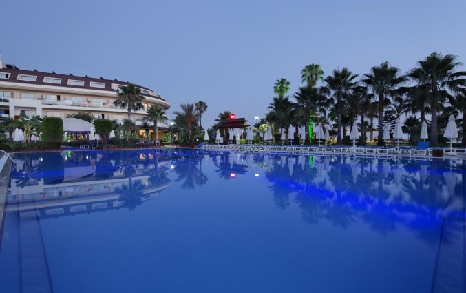 Buitenzwembad van Hotel en Villas Saphir in Alanya