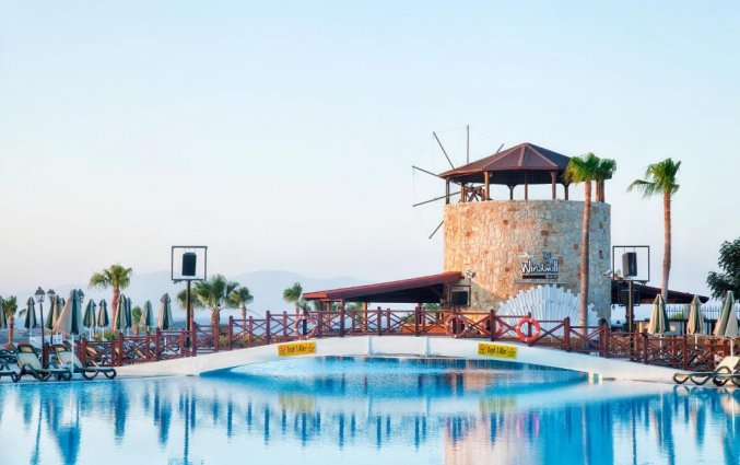 Zwembad van Hotel Asteria bodrum resort