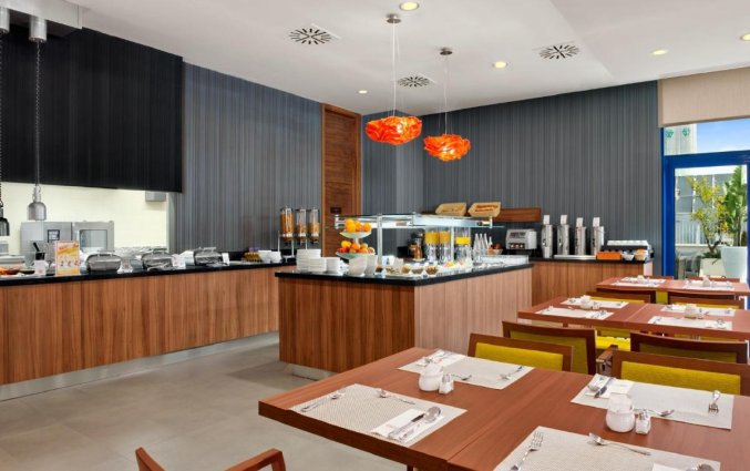 Buffet Hotel Garden Inn Sevilla