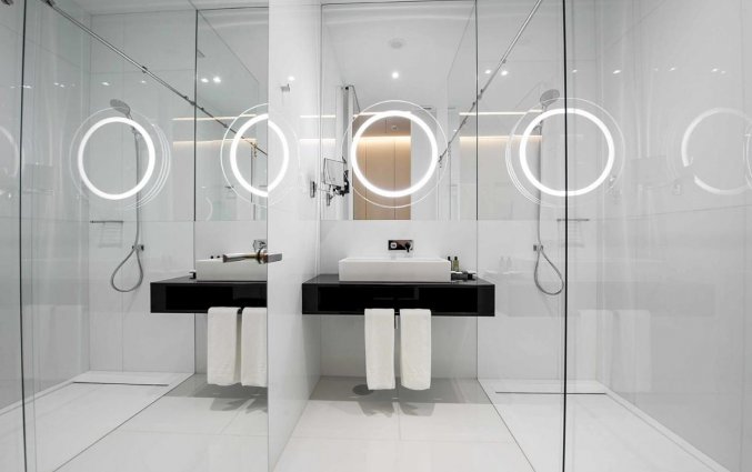 Badkamer bij Bessahotel Liberdade