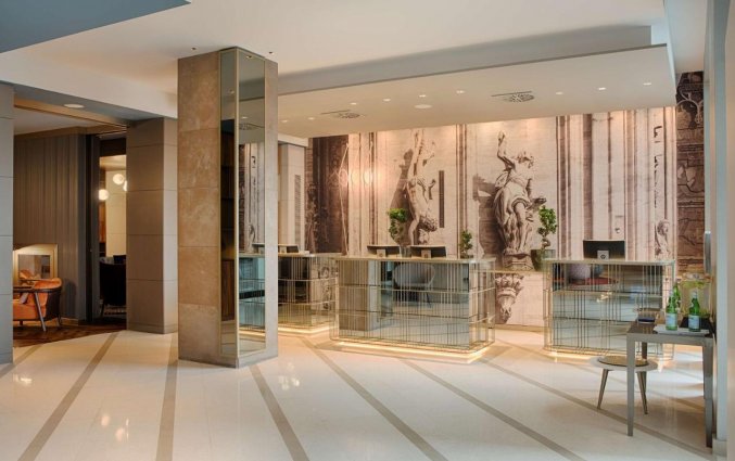 Receptie van Hotel NH Milano Touring Milaan