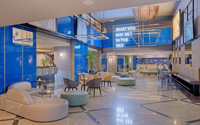 Lobby van Hotel NH Napoli Panorama Napels