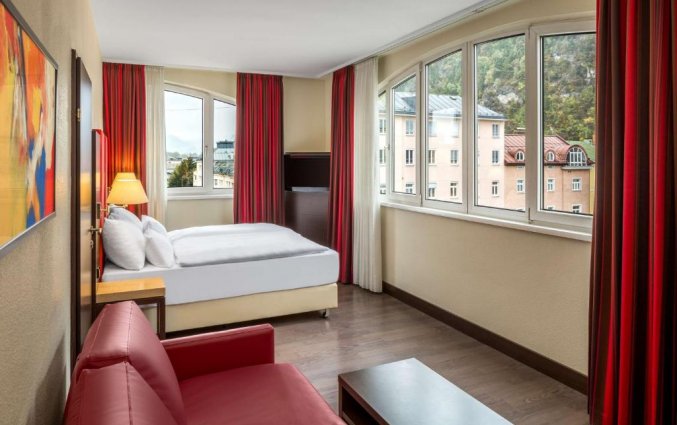 Tweepersoonskamer van hotel NH Salzburg City Salzburg