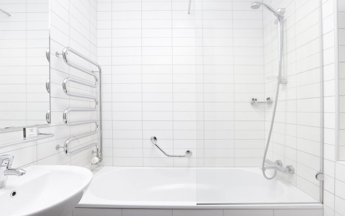 Badkamer van tweepersoonskamer van hotel cabin in IJsland