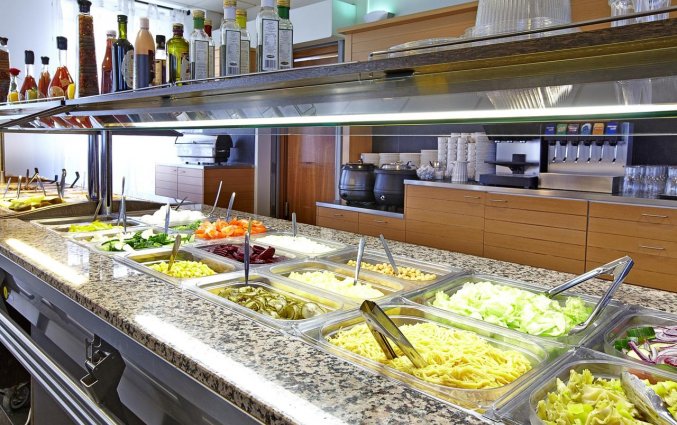 Ontbijtbuffet van hotel cabin in IJsland