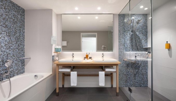 Badkamer Holiday Inn Gdansk City Center