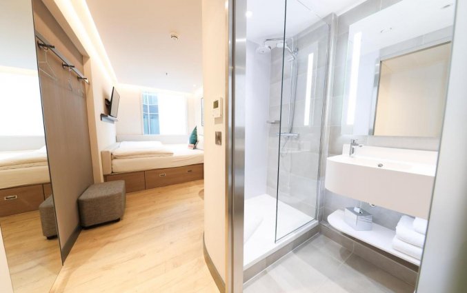 Badkamer van Marlin Hotel Stephens Green