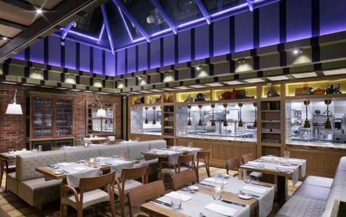 Restaurant van Hotel Cosmopolitan in Praag