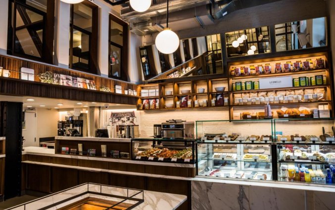 Cafe van hotel Evelyn