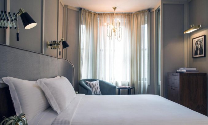 Tweepersoonskamer van hotel Evelyn