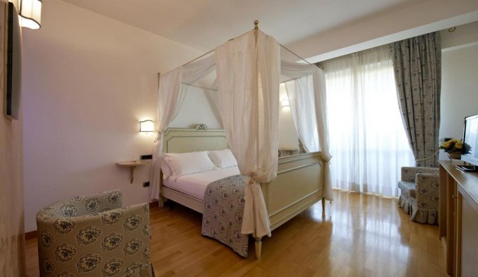 Doublebed Hotel Villa Poseidon Boutique