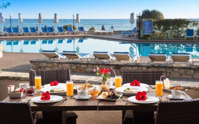 Terras van Hotel Silva Beach Chersonissos