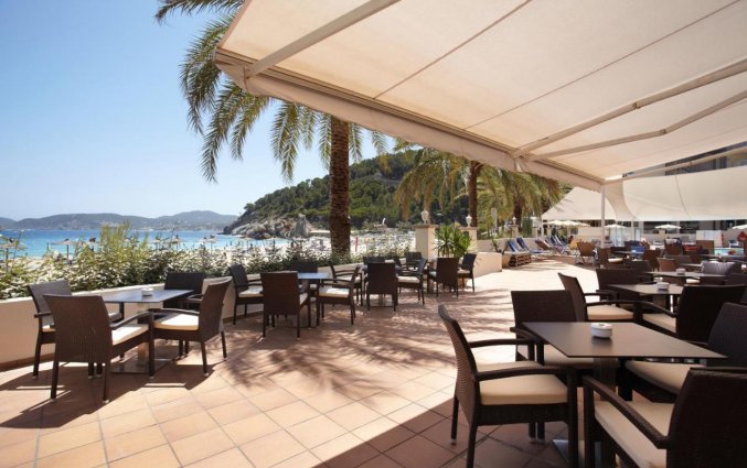 Buitenterras Grupotel Cala San Vicente