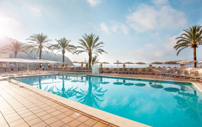 Buitenzwembad Grupotel Cala San Vicente