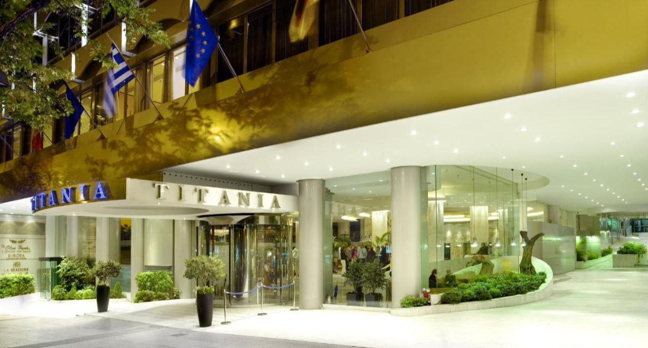 Entree van Hotel Titania in Athene