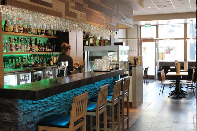 Bar van Hotel Fron in IJsland