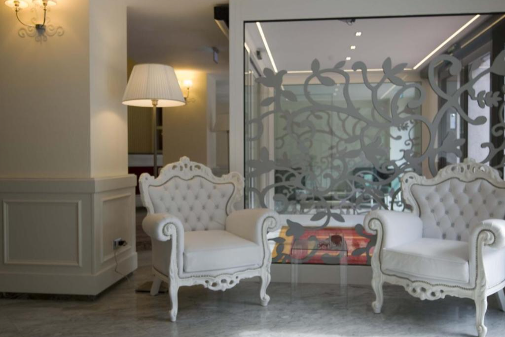 Zithoek van iH hotels Bari Oriente