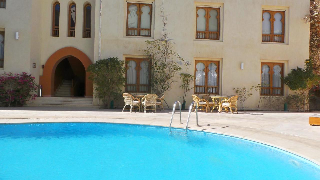turtles inn zwembad