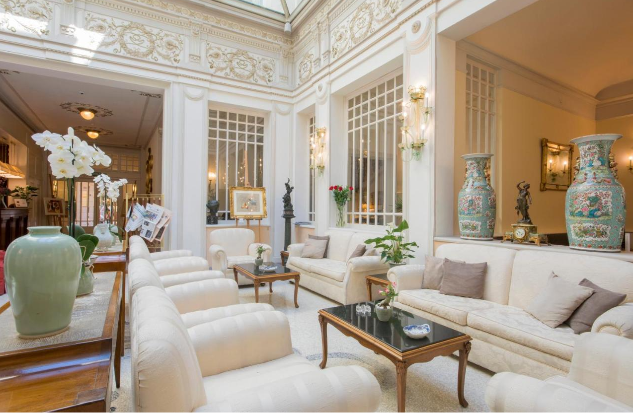 Lobby van Hotel Corona d Oro in Bologna