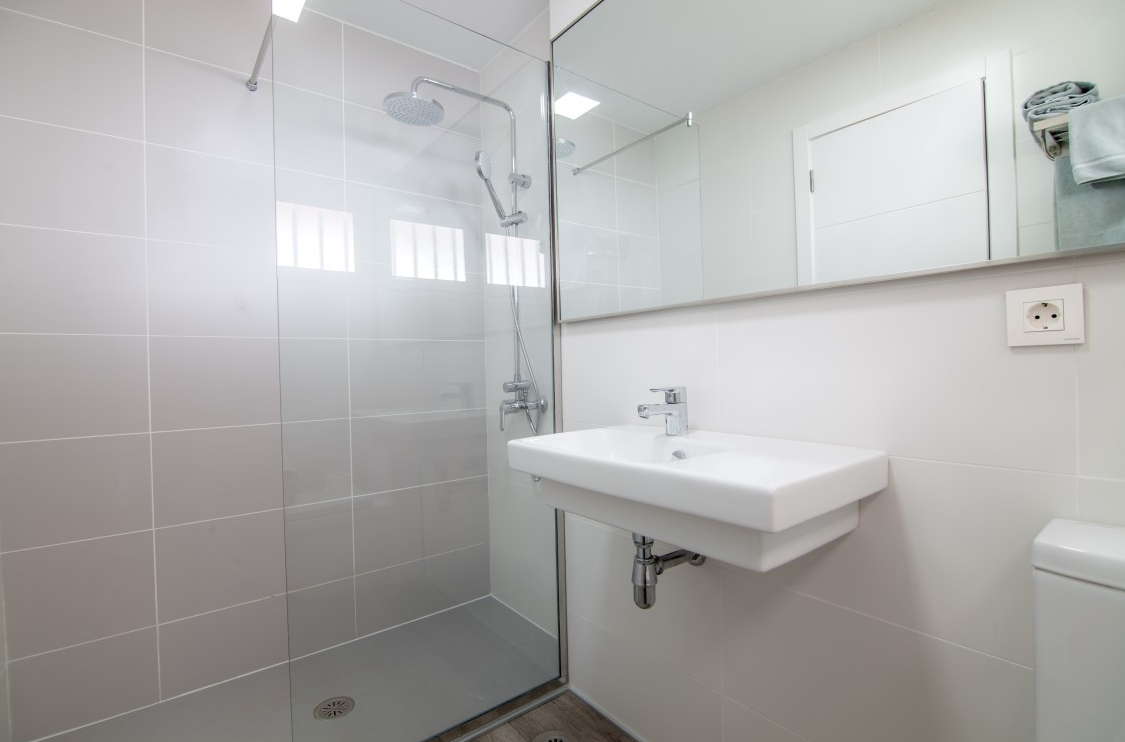 Badkamer corona roja