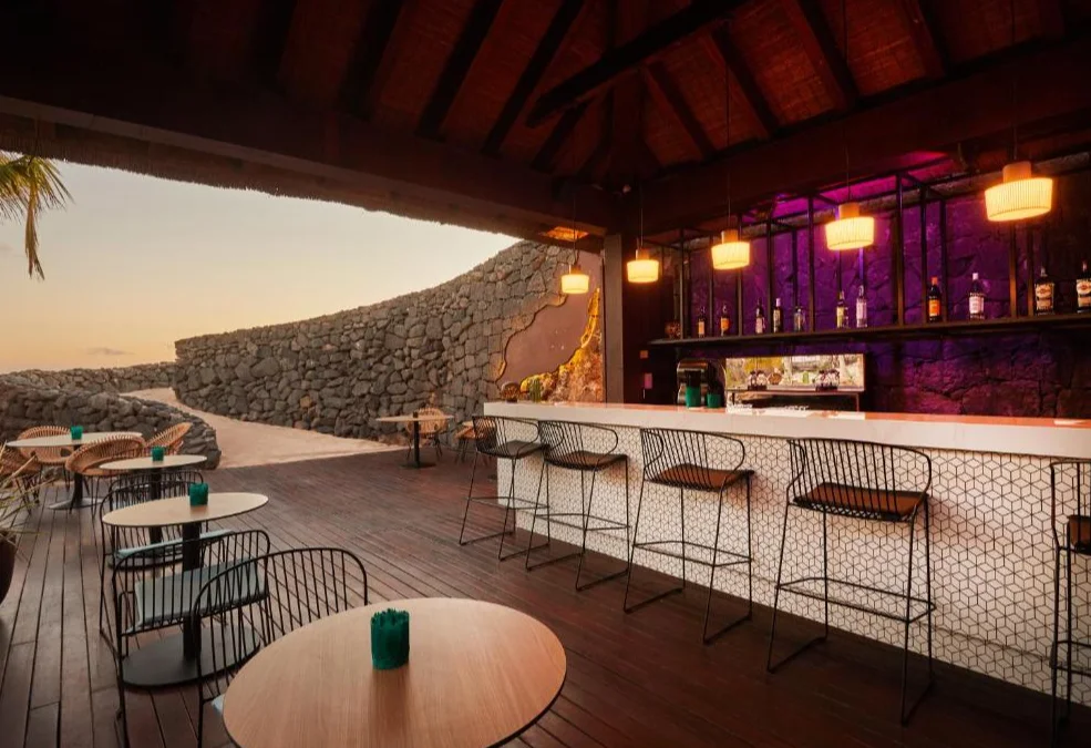Secrets Lanzarote Resort & Spa - Adults Only bar 