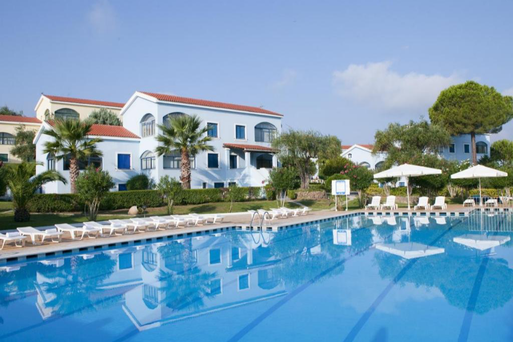 Govino Bay