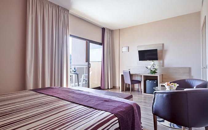 Hotel Triton