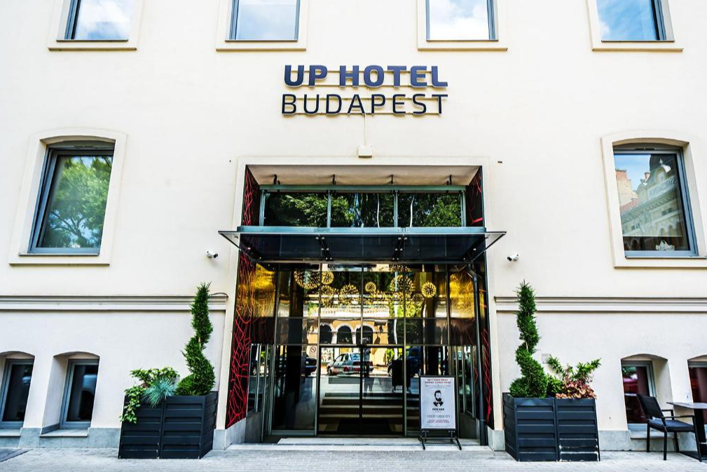 Up Hotel Budapest