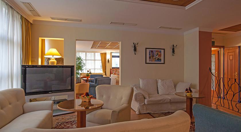 Lobby van Hotel Mediterran in Budapest