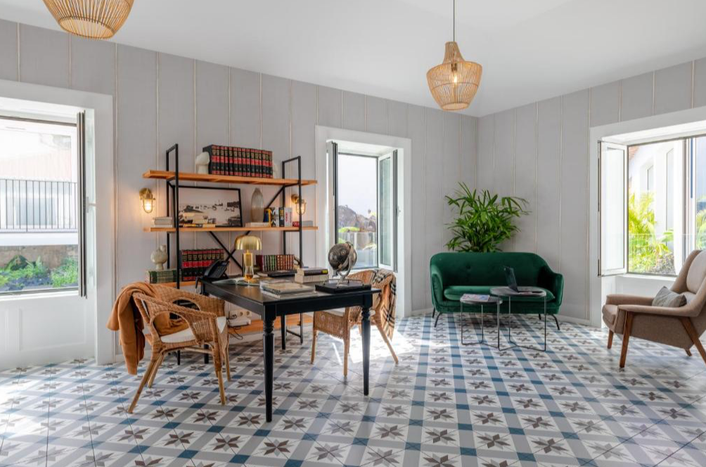 Pestana Fisherman Village