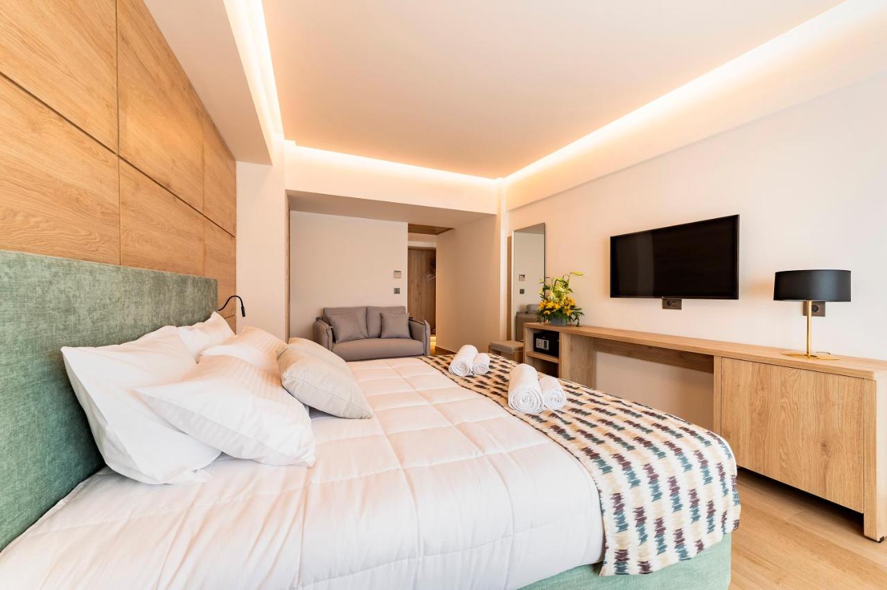 Acandia Hotel