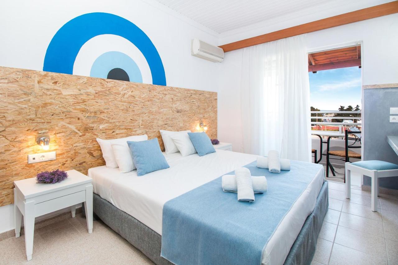 Tinas Plus Hotel
