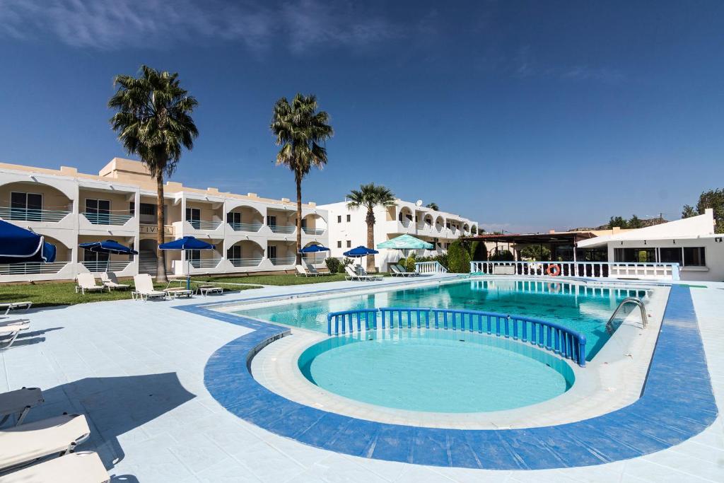 Tivoli Hotel and Apartments