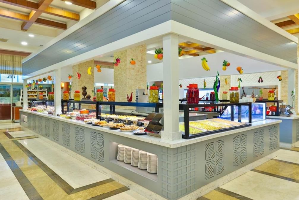 Crystal De Luxe Resort And Spa